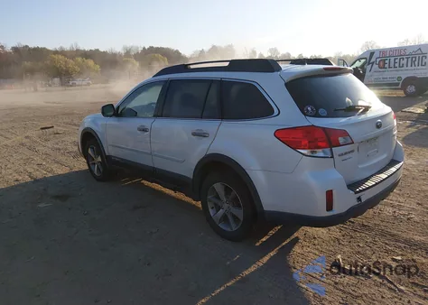 2014 Subaru Outback 2.5I Limited z USA, uszkodzony, nr VIN 4S4BRBPC2E3258161